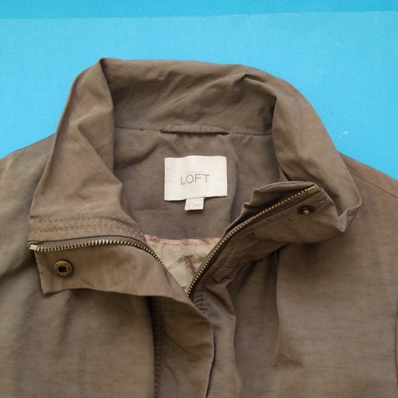 LOFT Spring/Fall Jacket. - Picture 3 of 7